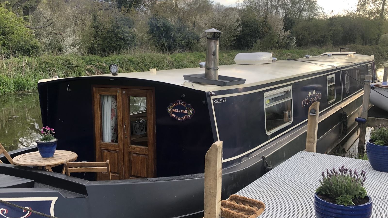 Willow Boat Hire, Hoe Mill Lock